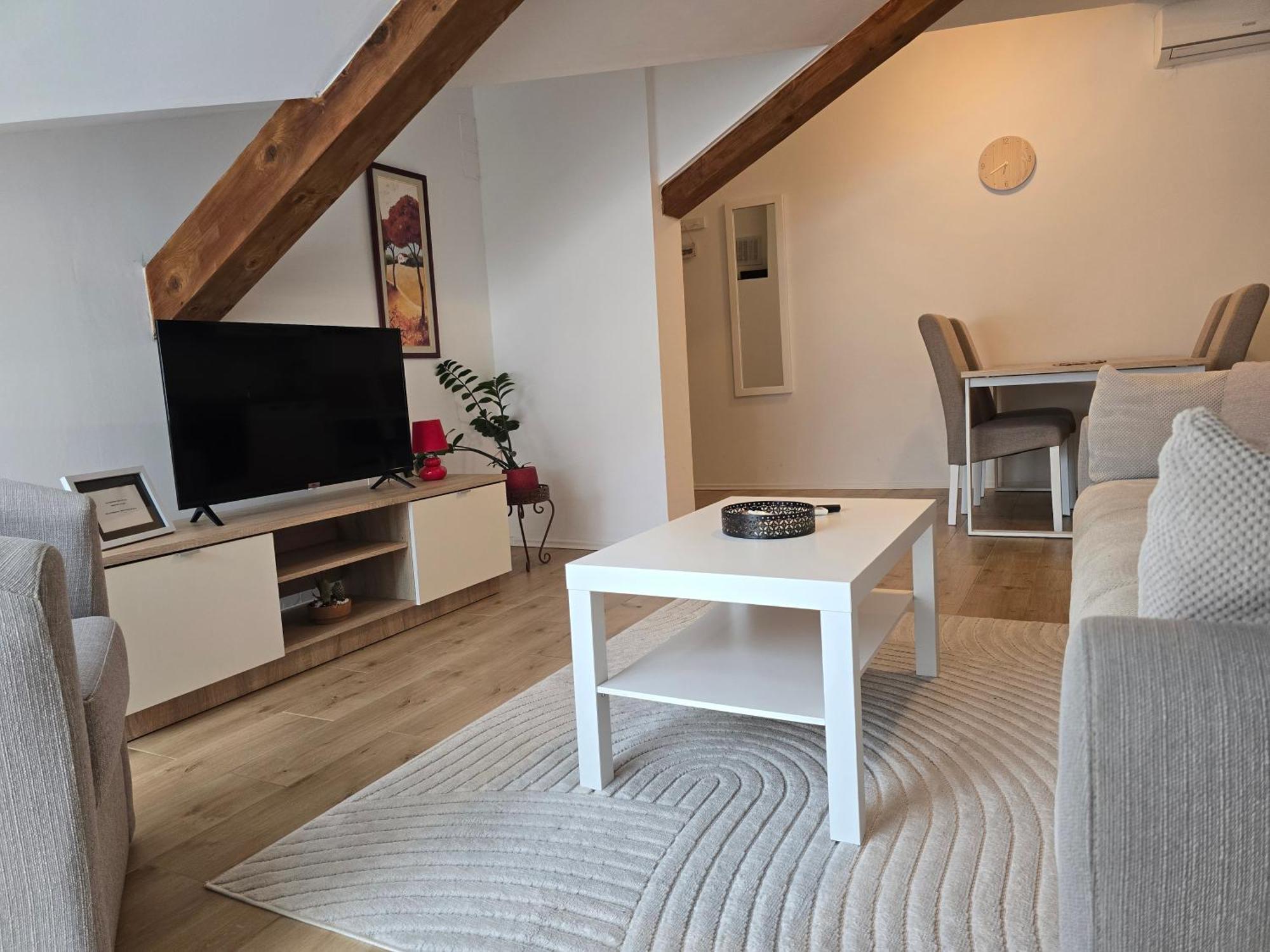 Apartment App E.n.a. *